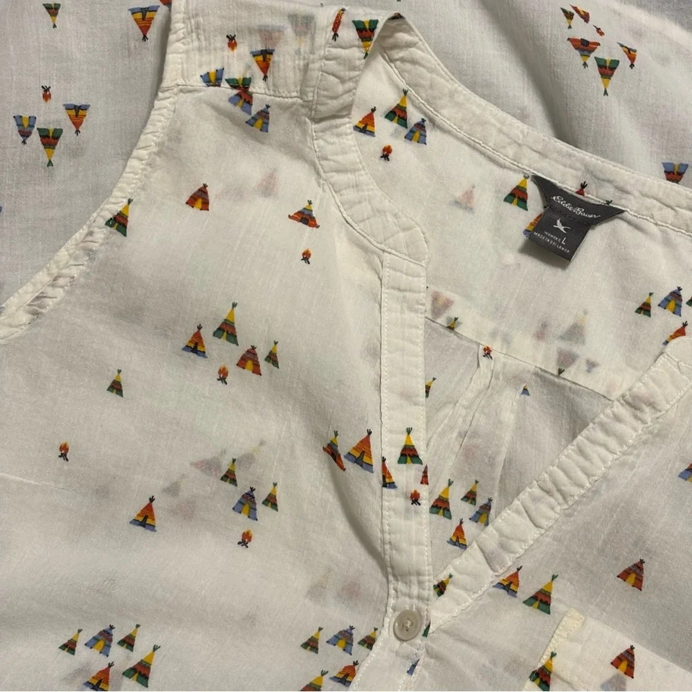 Eddie Bauer Teepee Print Button-Front Tank - Size Large - Picture 2 of 12